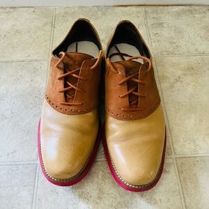 Men's Tan and Brown Oxford Shoes